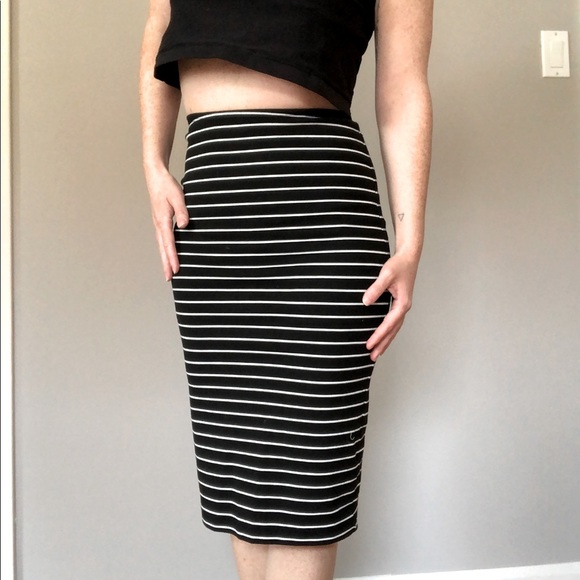 American Apparel Dresses & Skirts - 🌟HOST PICK🌟 American Apparel Pencil Skirt
